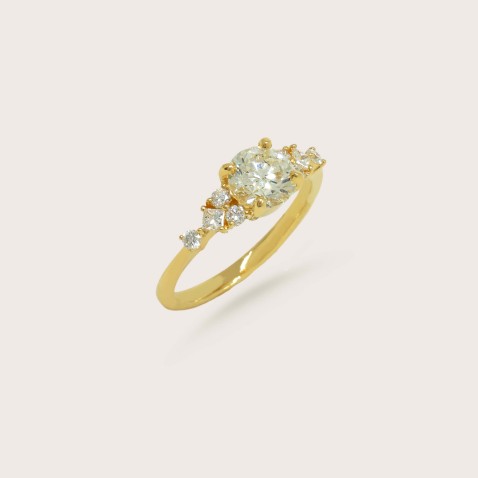 19.2K GOLD ENGAGEMENT RING WITH DIAMONDS | SPECIAL MOMENTS