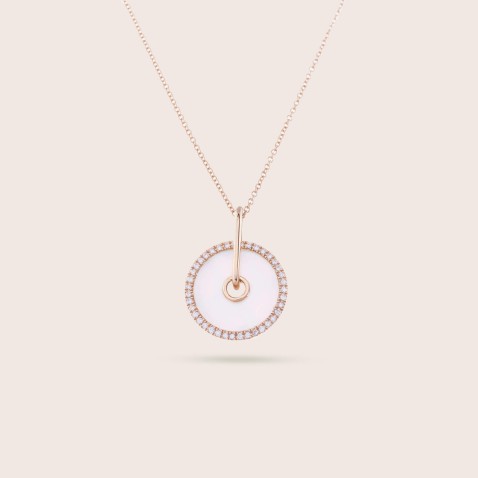 Colar madreprola e diamantes