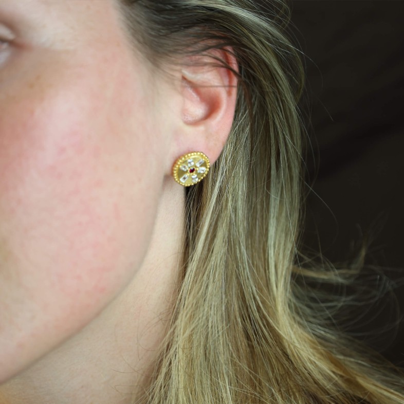 Gold-plated silver stud earrings