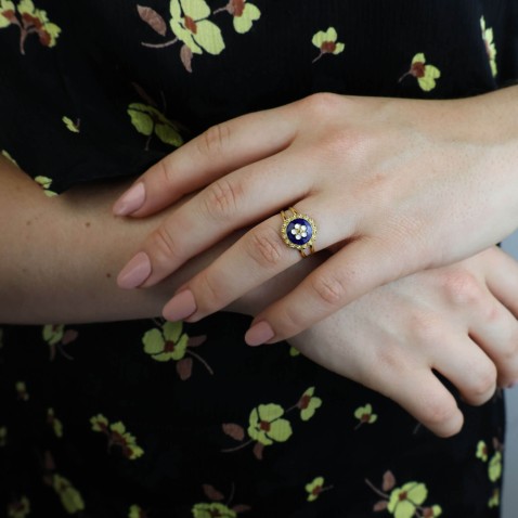 19.2K Gold and Enamel Ring | Portuguese Roses
