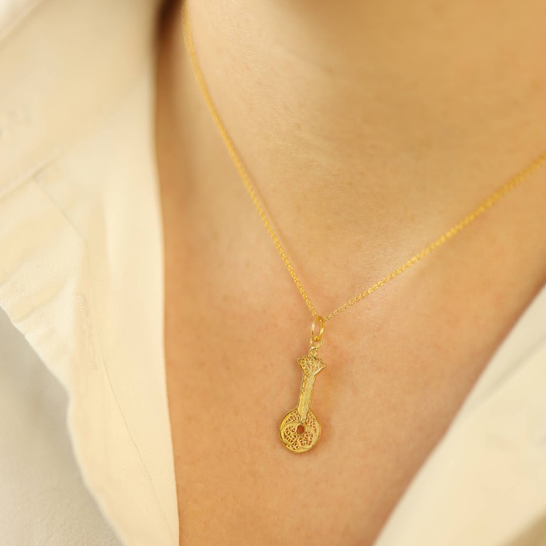 Portuguese Guitar Pendant in 19.2K Gold