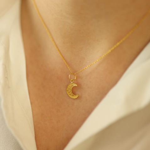 Moon Pendant in 19.2K Gold