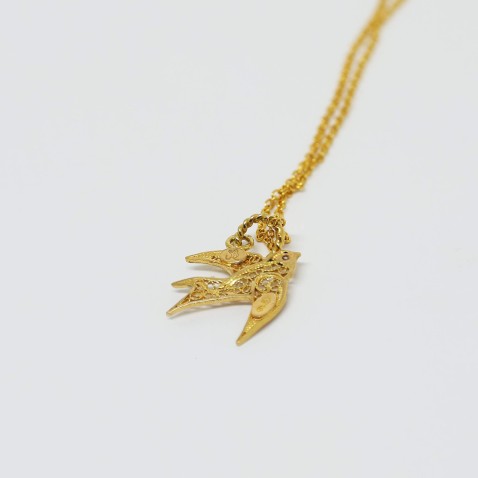 Filigreee Swallow in 19,2K Gold and Diamond | Lembran�a
