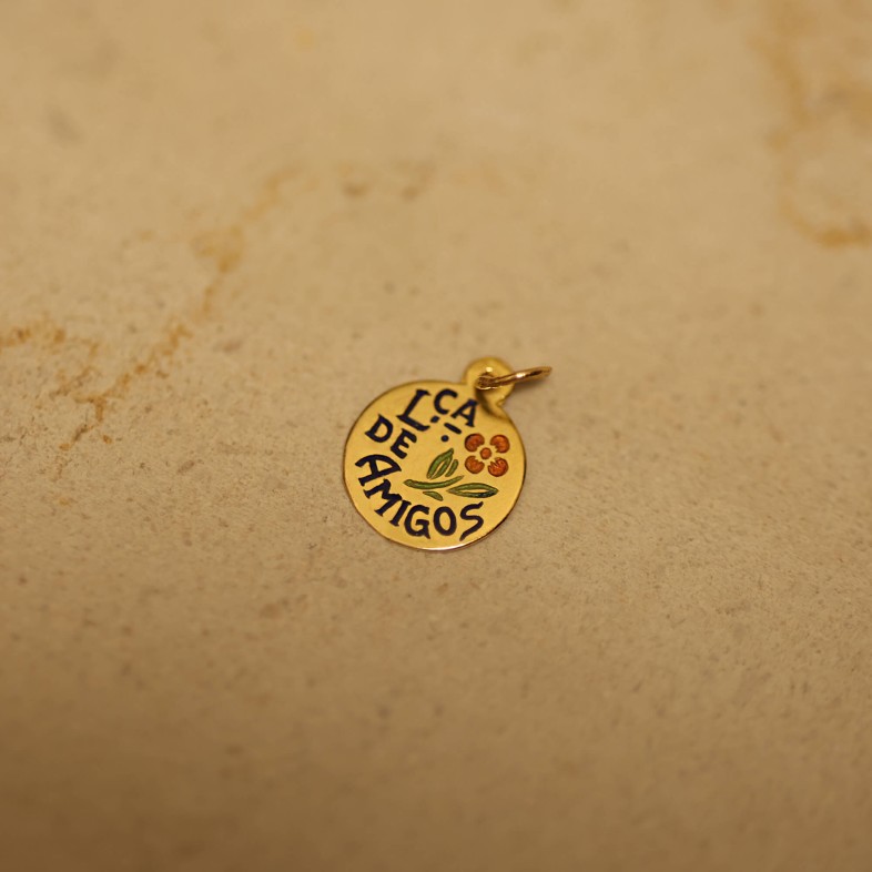 19,2K Gold "Friends' Keepsake" Pendant | Lembran�a