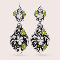 silver / green