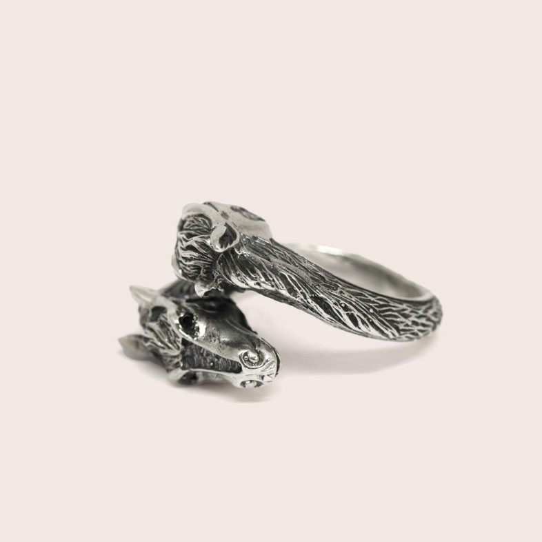 Savage |2 Horses Ring