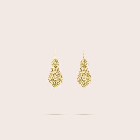 Queen earrings