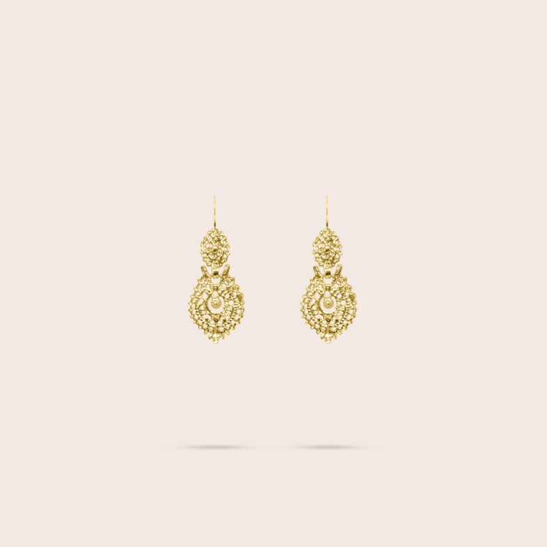Queen earrings