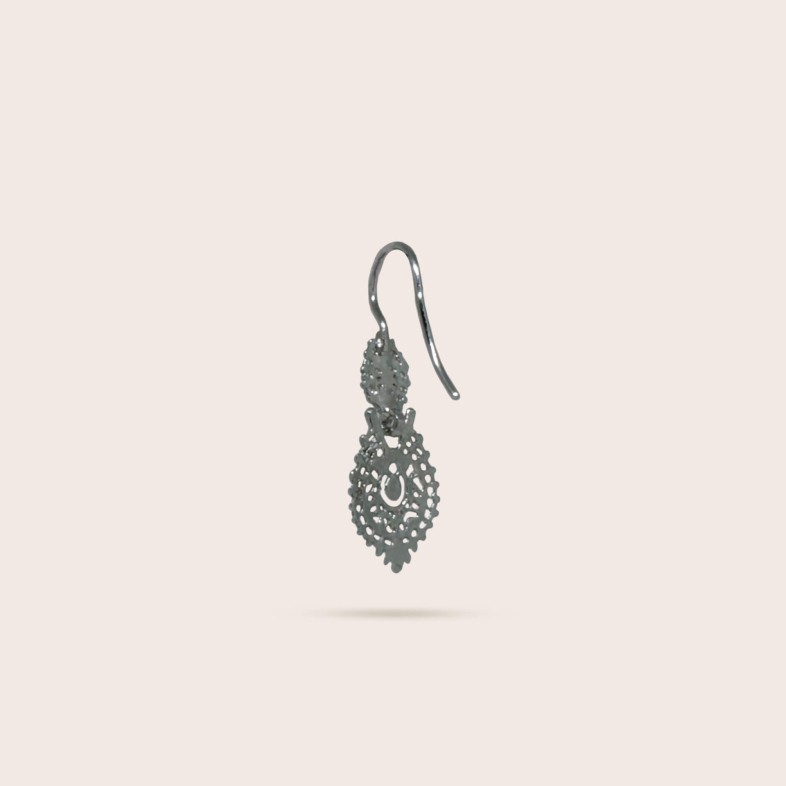Queen earrings