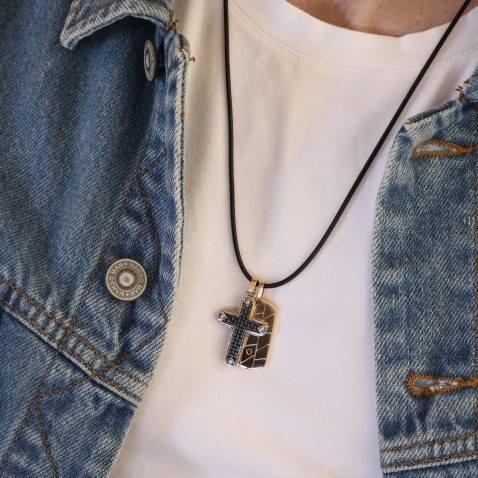 Cross pendant