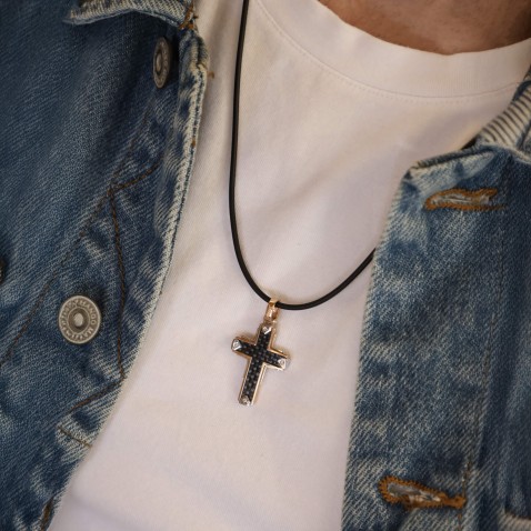 Cross pendant