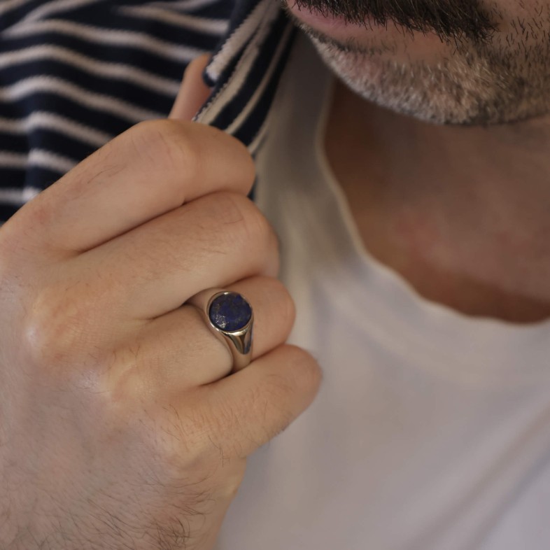 Round Silver Signet Ring with Lapis Lazuli | Zancan