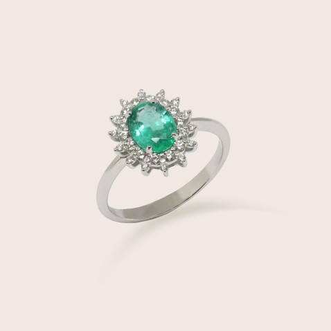 19.2K White Gold Emerald and Diamonds Engagement Ring