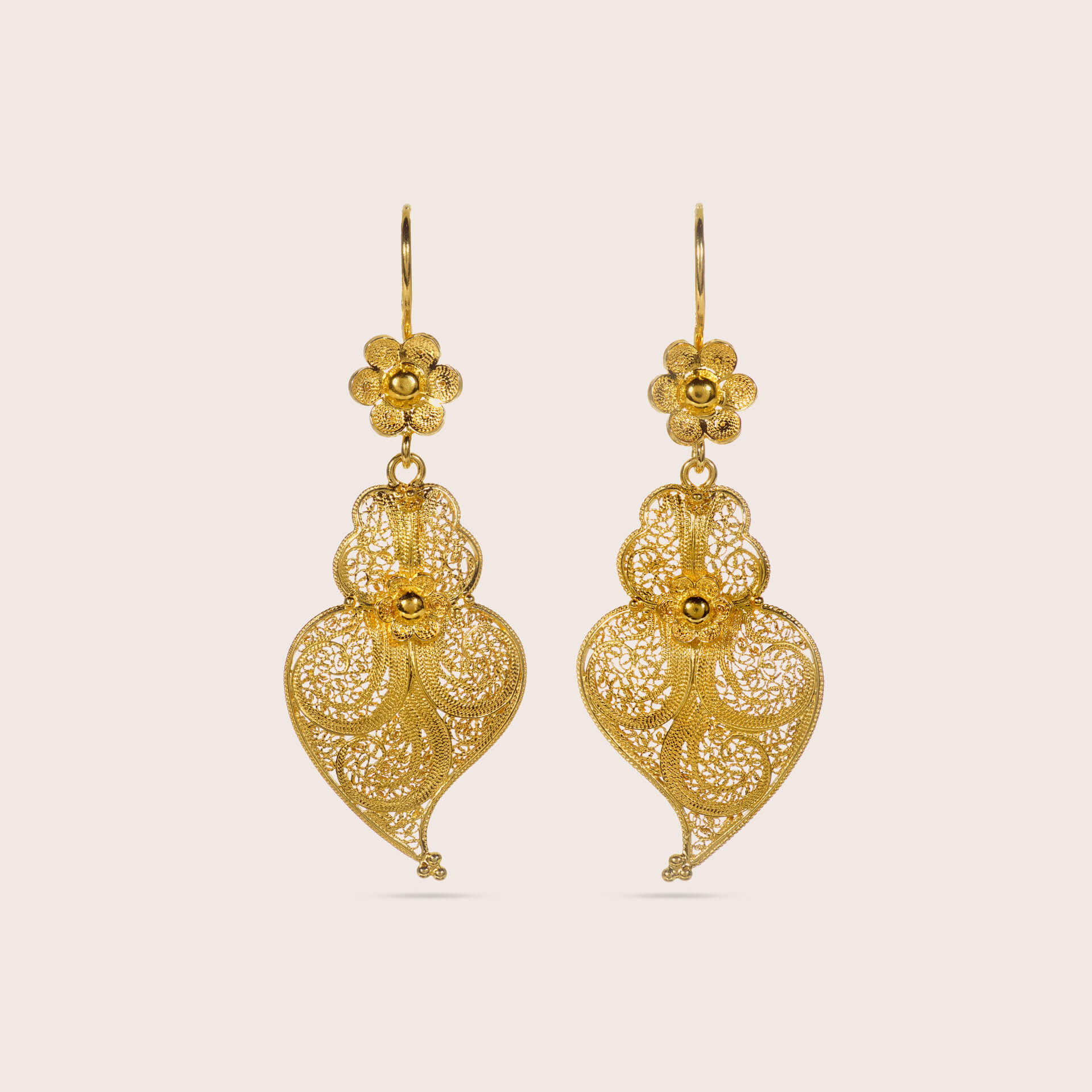Brincos Cora��o de Viana Ouro 19,2K | Filigrana