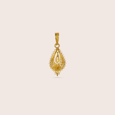19.2K Gold Portuguese Filigree Pendant | Princess