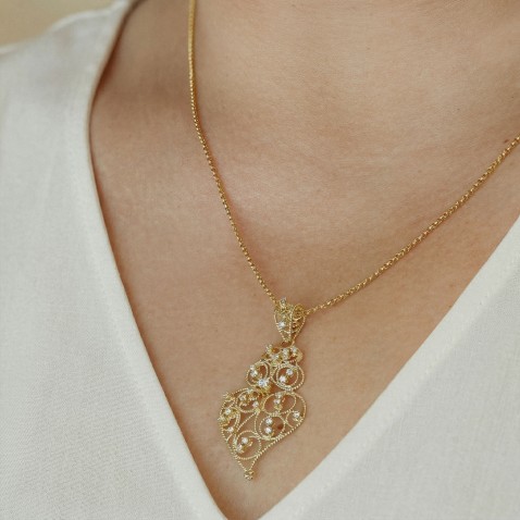 19.2K Gold Filigree Pendant with Diamonds | Diamond Filigree