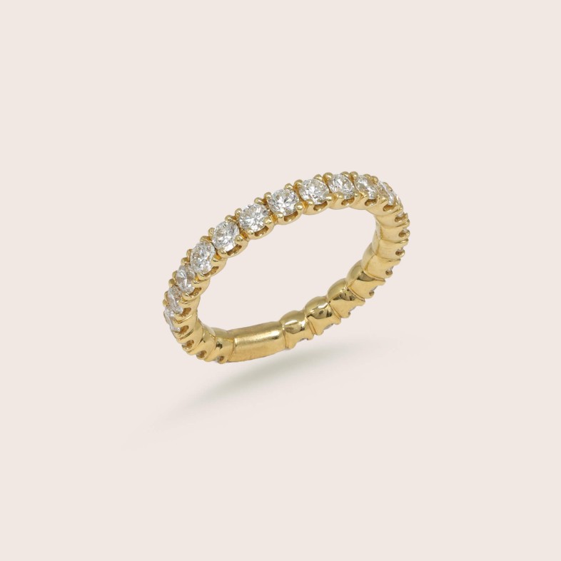 18K Gold Engagement Ring with Diamonds | Special Moments