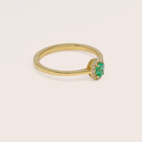 Anel de Noivado Ouro Amarelo 18K Esmeralda e Diamantes | Cores Preciosas