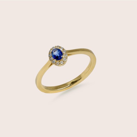 18K Yellow Gold Engagement Ring with Sapphire and Diamonds | Cores Preciosas