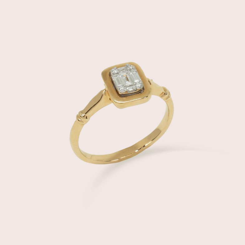 Anel Ouro 19,2K com Diamantes