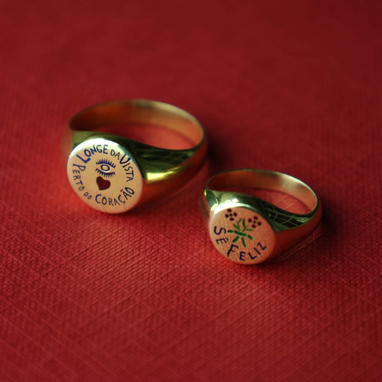 "FAR FROM SIGHT, CLOSE TO THE HEART" RING IN 19,2K GOLD | LEMBRAN�A