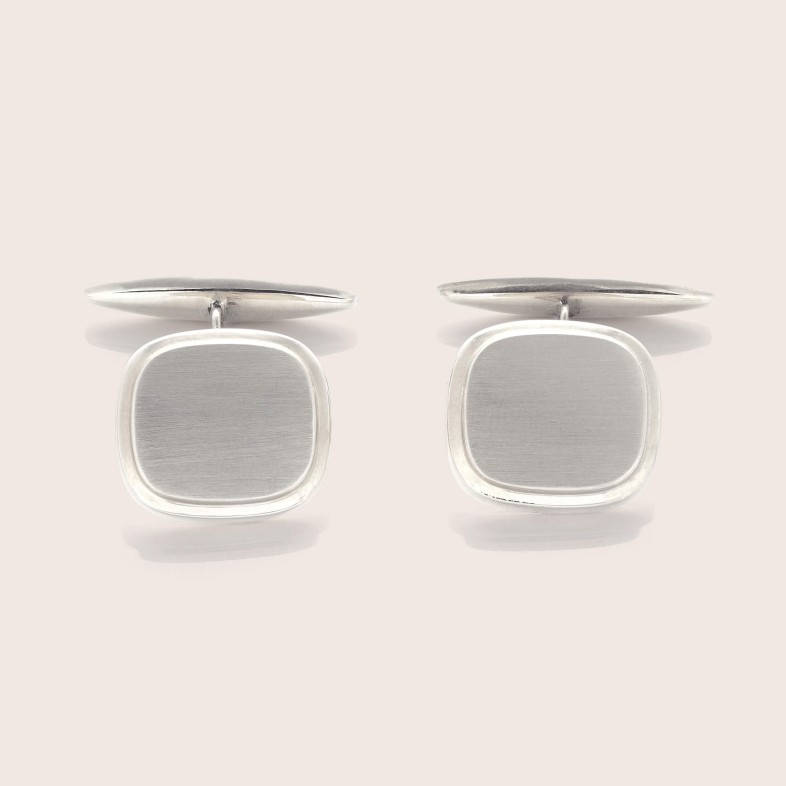 Cufflinks