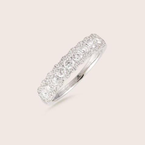 18K White Gold Diamond Engagement Ring | Special Moments