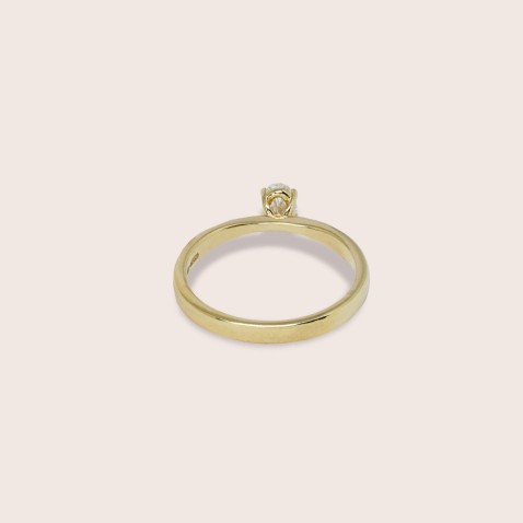 18K Yellow Gold Engagement Ring with Diamond | Special Moments
