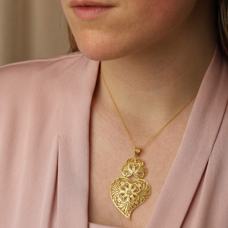 Viana Heart Pendant in 19.2K Gold | 100% Handmade Filigree
