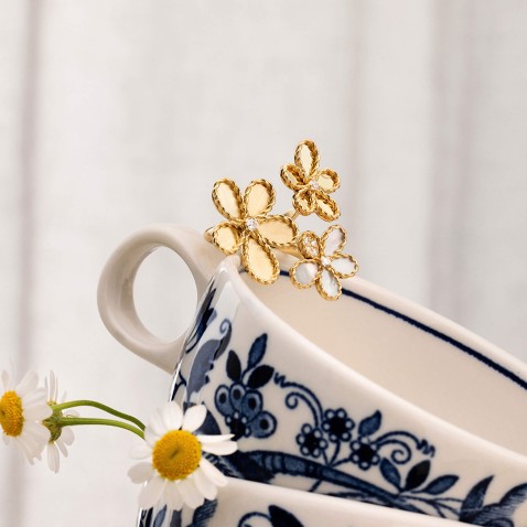 Ring 18k gold diamonds and mother of pearl | Jasmine