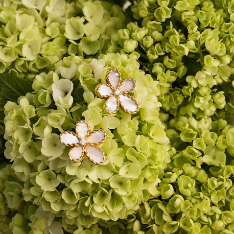 Earrings in 18k Gold Diamonds & Mother of Pearl | Jasmine