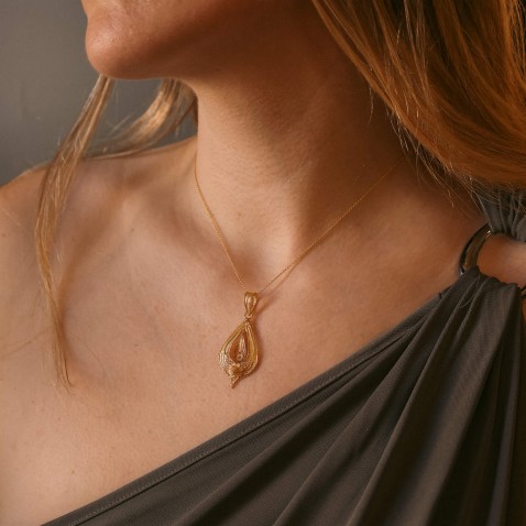 19.2K Gold Portuguese Filigree Pendant | Princess