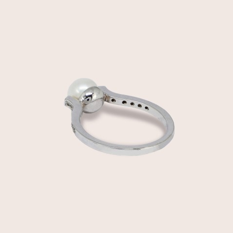 19.2K Gold Ring with Pearl and Diamonds | Special Moments