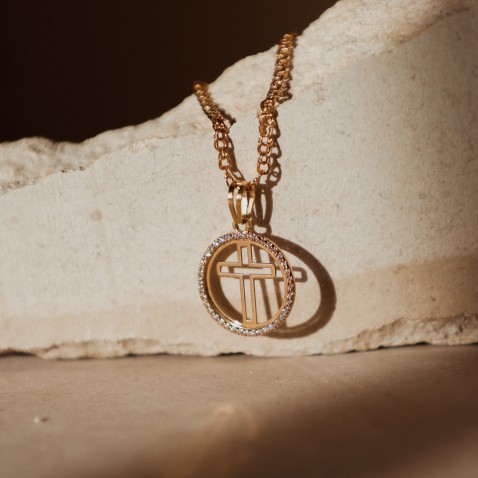 19.2K Gold Crosse Pendant | Religiosas