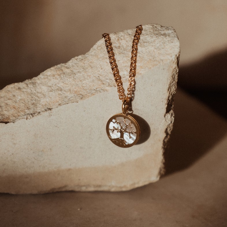 Pendente �rvore da Vida Madrep�rola Ouro 19.2K | Lembran�a