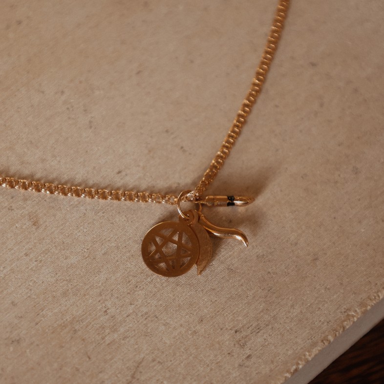 Pendente Amuletos Saim�o Ouro 19.2K | Lembran�a