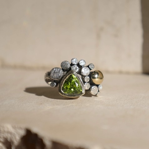 Silver and 9k Gold Peridot and Pearl Ring | Styliano